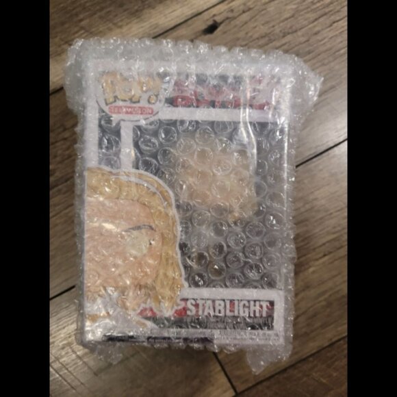 Funko Pop! Starlight from The Boys - Picture 3 of 3